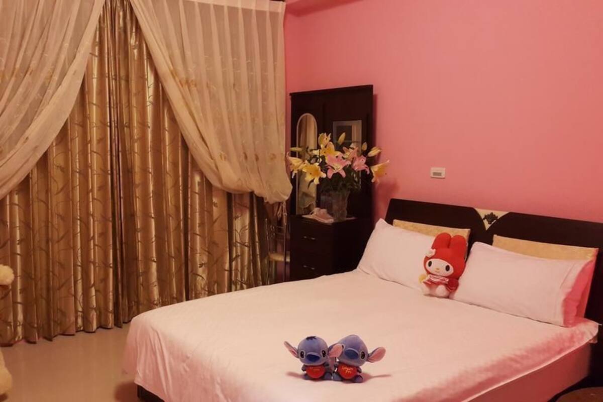 Habitación doble, balcón | Wifi gratis y ropa de cama