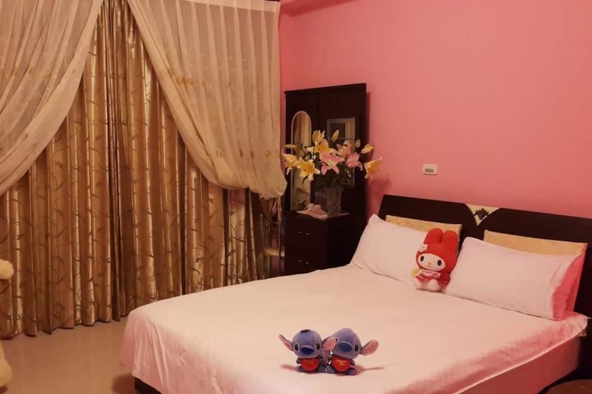 Double Room, Balcony | Free WiFi, bed sheets