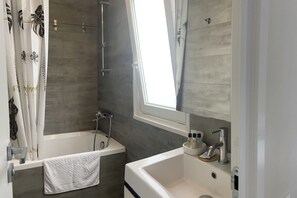 Premium Mobile Home | Bathroom - Ulika Rovinj Camping (Rovinj)