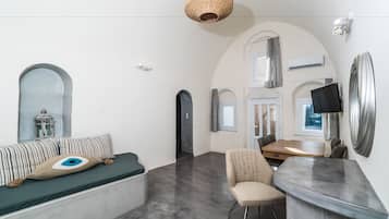 Villa, 2 Bedrooms (Thetis Cave Villa) | Living area