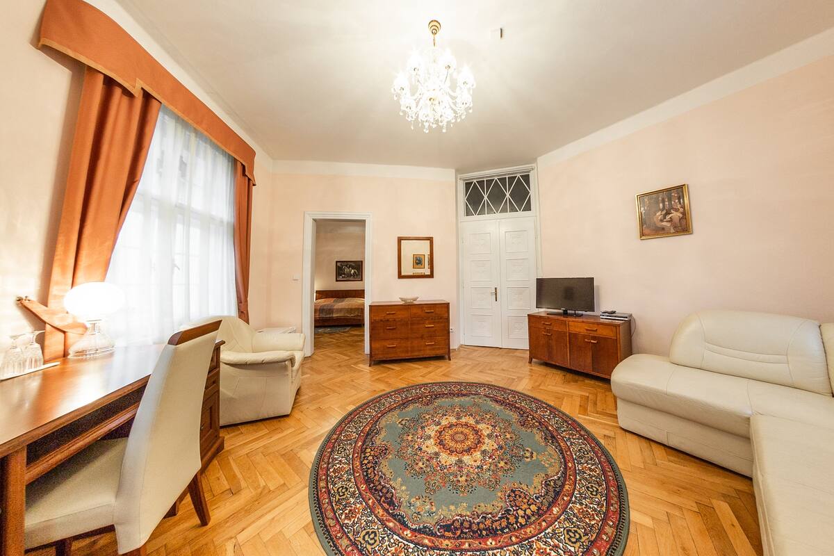 Superior Suite, Terrace | 1 bedroom, minibar, in-room safe, individually decorated