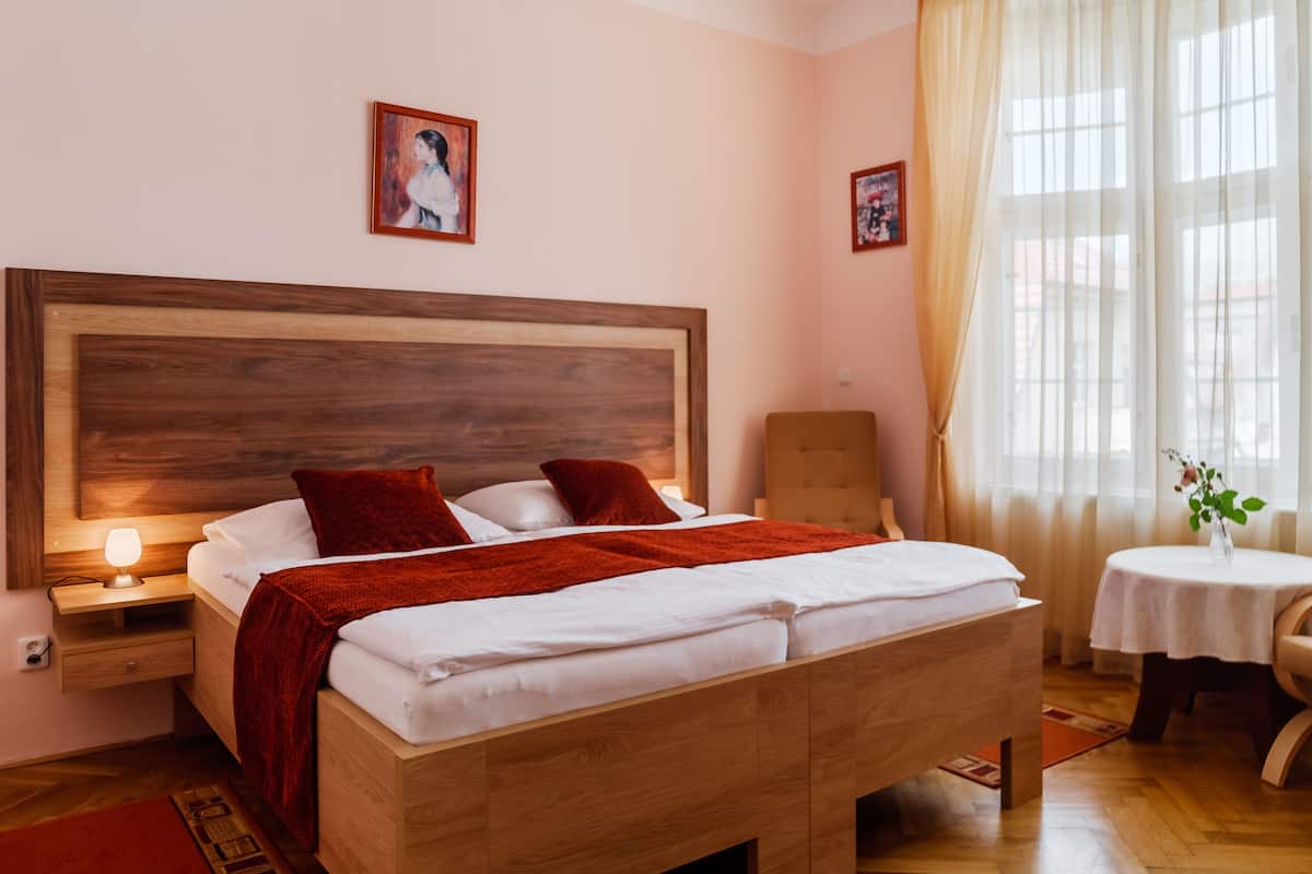Deluxe Room, Bathtub