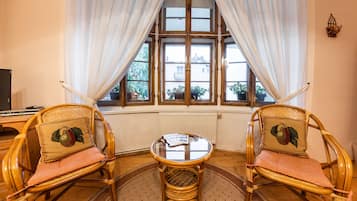 Chambre Double Standard | 1 chambre, minibar, coffres-forts dans les chambres