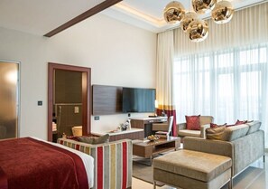 VIP Suite | Ropa de cama de alta calidad y minibar 