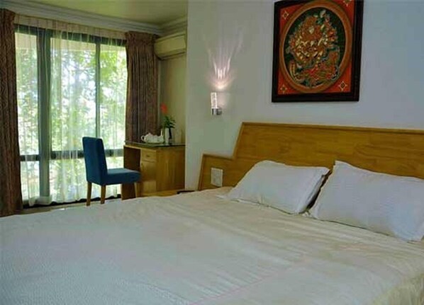 1 bedroom, desk, free WiFi - Kailash Holiday Inn (Thiruvananthapuram)