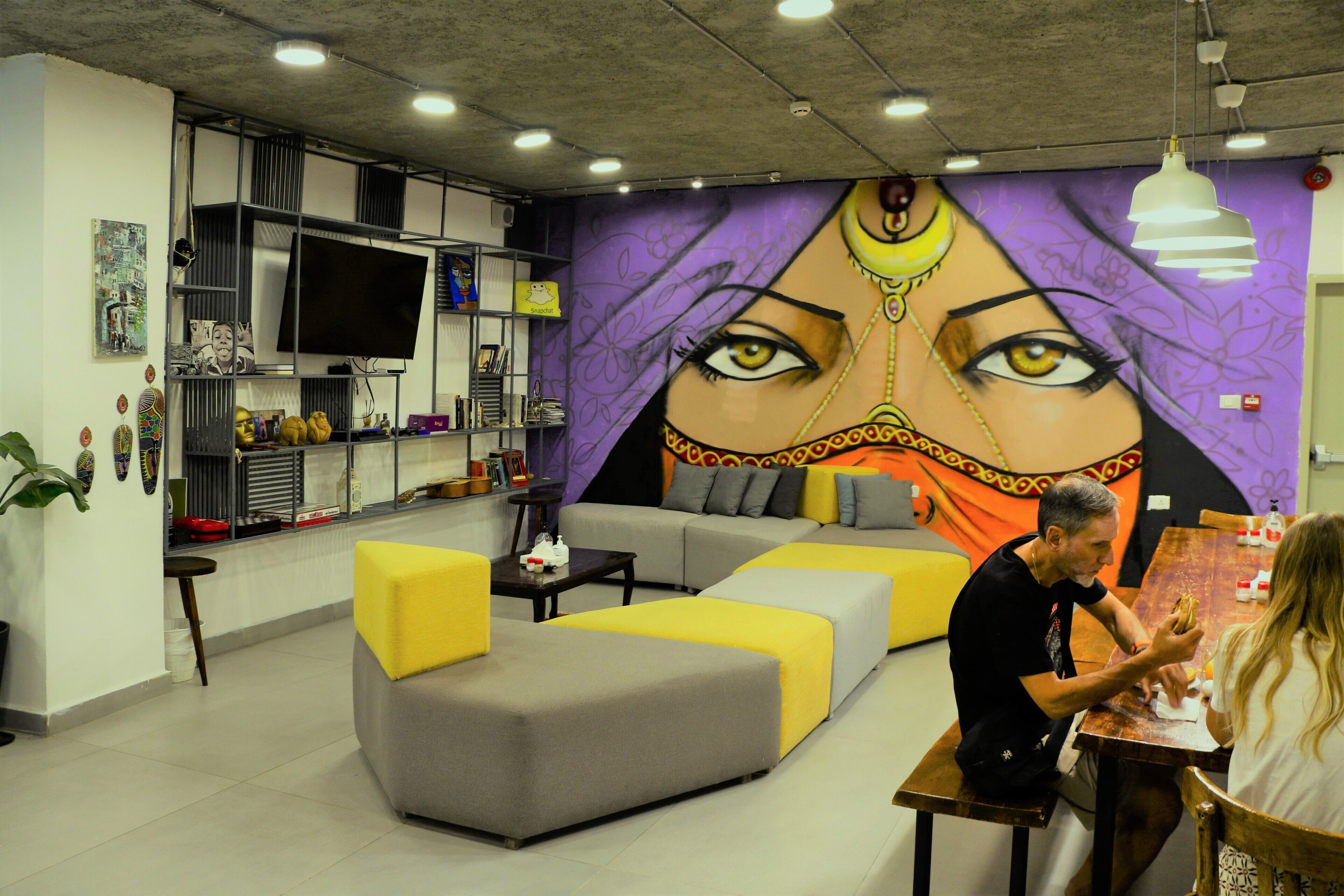 Nomads Hotel - Hostel