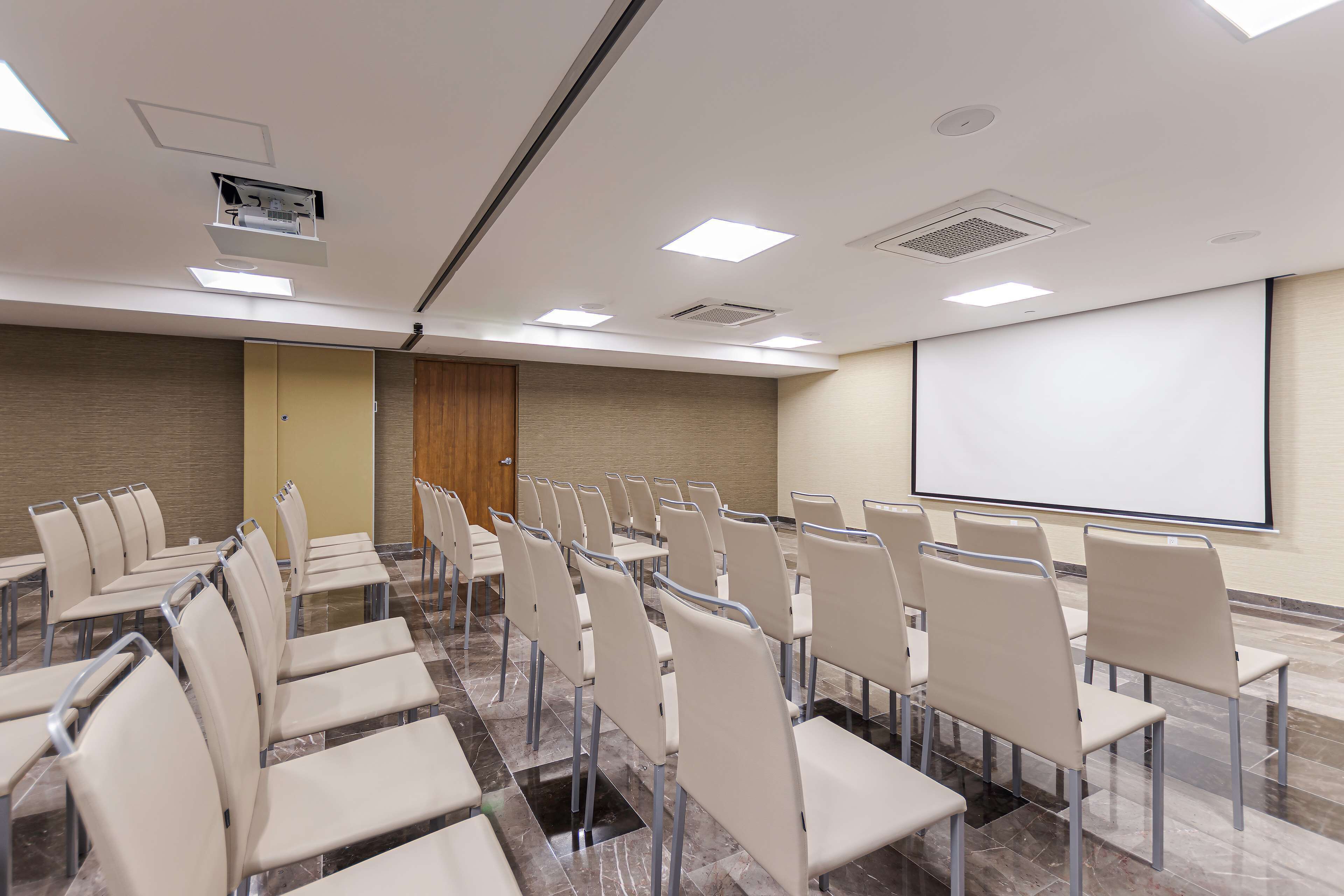 สถานที่จัดงานประชุม