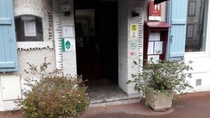 Front of property - Hôtel Le Boulevard (Mazamet)