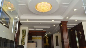Lobby - THE VALLEY VIEW (Srinagar)