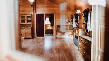 Eagles Nest | Living area