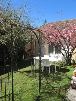 Gite Le Pesquit - Near Lescar Cathedral