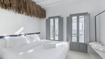 Villa, 3 Bedrooms | In-room safe, blackout curtains, soundproofing, iron/ironing board