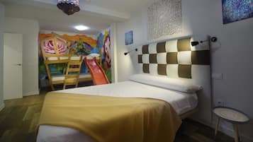 Rideaux occultants, chambres insonorisées, Wi-Fi gratuit, draps fournis