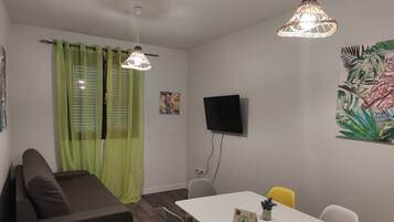 Familienapartment, 1 Schlafzimmer (5) | Wohnbereich