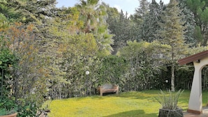 Unclassified image, 2 of 22, button - Trinacria Home (Nicolosi)