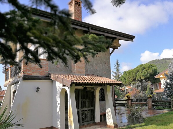 واجهة المنشأة