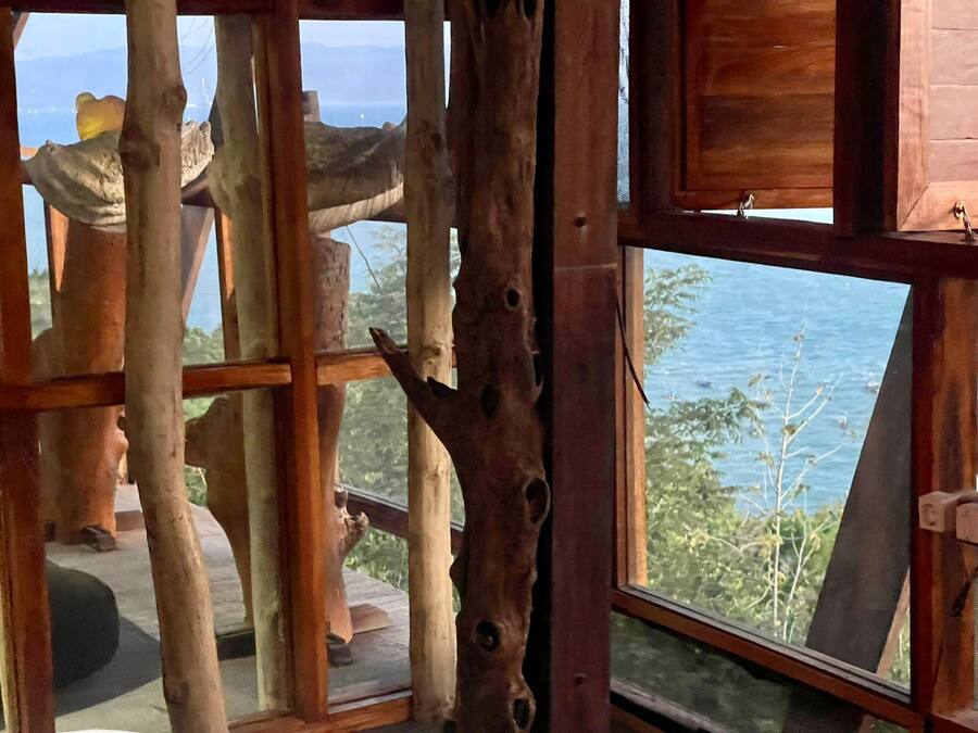 Panoramic Suite | Dihias secara berasingan, dilengkapkan perabot secara berasingan