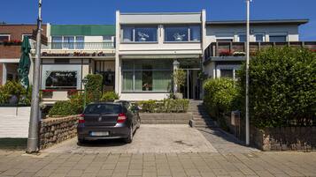 Façade de lâhĂ©bergement