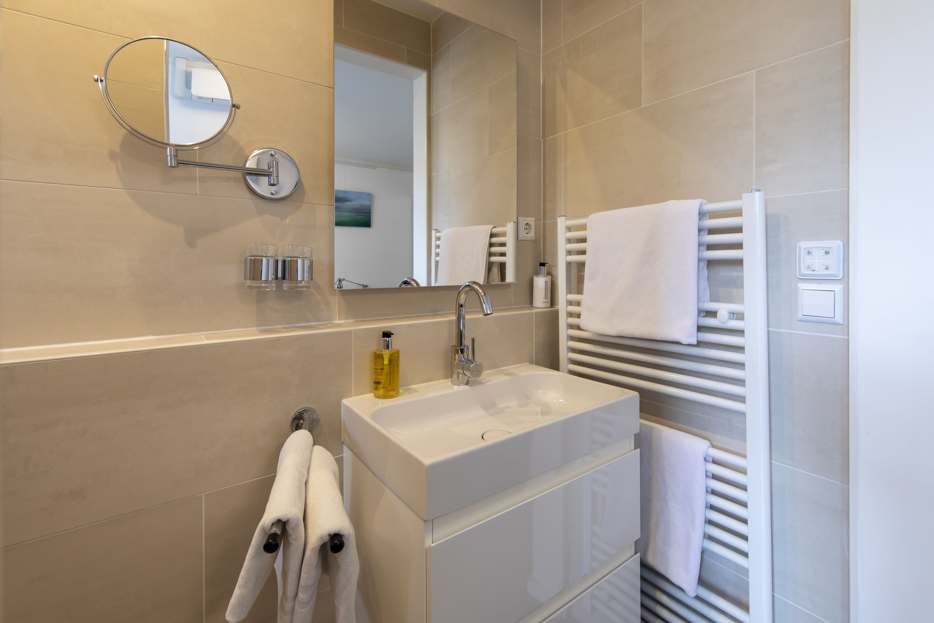 superior double room, 1 queen bed | bathroom | shower, free toiletries, hair dryer, towels