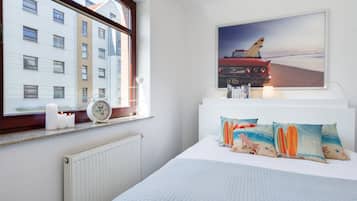 1 chambre, rideaux occultants, fer et planche Ă repasser