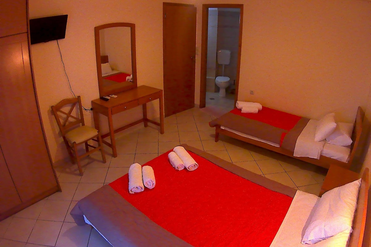 Apartemen Ekonomi | Setrika/meja setrika, tempat tidur bayi gratis, dan Wi-Fi gratis