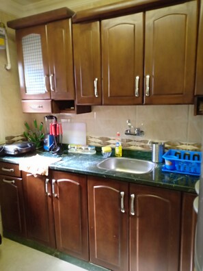 公寓, 2 間臥室, 非吸煙房 | 共用廚房 | 雪櫃、微波爐、焗爐、爐具