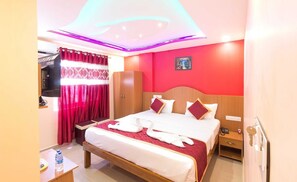 Habitación con 2 camas individuales, 1 cama matrimonial, para no fumadores