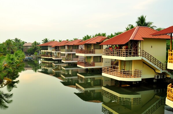 Exterior detail - Kalathil Lake Resort (Vaikom)