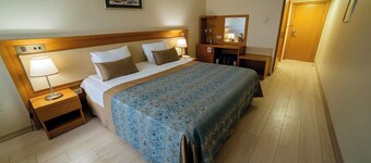 Patalya Lakeside Resort Hotel Golbasi