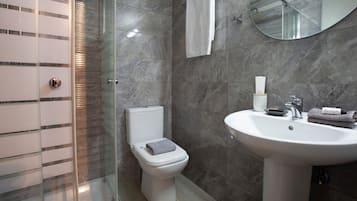 Superior Apartment, 2 Bedrooms (4 Adults) | In-room safe, desk, free WiFi, bed sheets