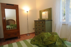Double or Twin Room | Desk, rollaway beds, free WiFi, bed sheets - Oasi La Cascata (Terni)
