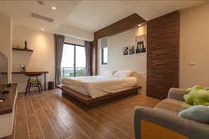 Habitación doble, 1 cama doble, no fumadores | Baño | Artículos de higiene personal gratuitos, secador de pelo y zapatillas