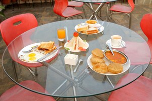 Daily buffet breakfast (INR 250 per person)
