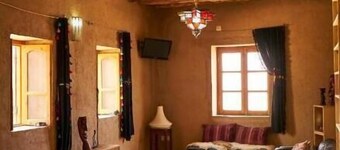 Khamlia Desert Bed & Breakfast