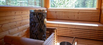 Kuoreksenniemi Villas & Lakehouse