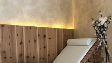 Un sauna, una bañera de hidromasaje, baño turco, tratamientos corporales