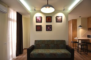 Apartment, 1 Bedroom | Living room | LED TV - Gallery Apartment A (Yerevan)