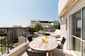 Luxury-Apartment, Mehrere Betten, Nichtraucher | Terrasse/Patio
