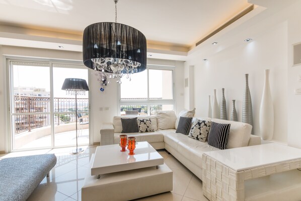 Luxury-Apartment, Mehrere Betten, Nichtraucher | Wohnzimmer