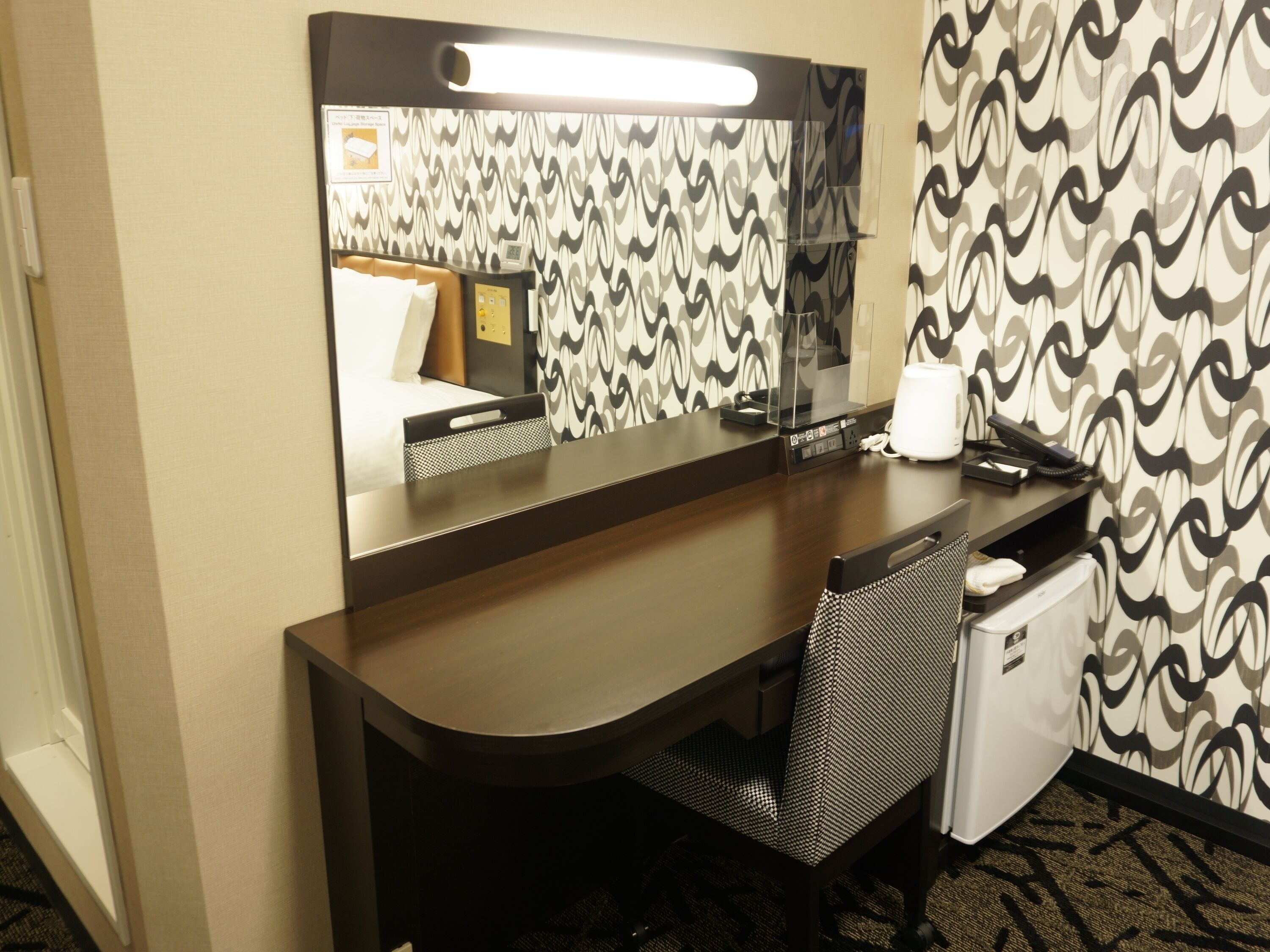 desk, blackout curtains, free wifi, bed sheets