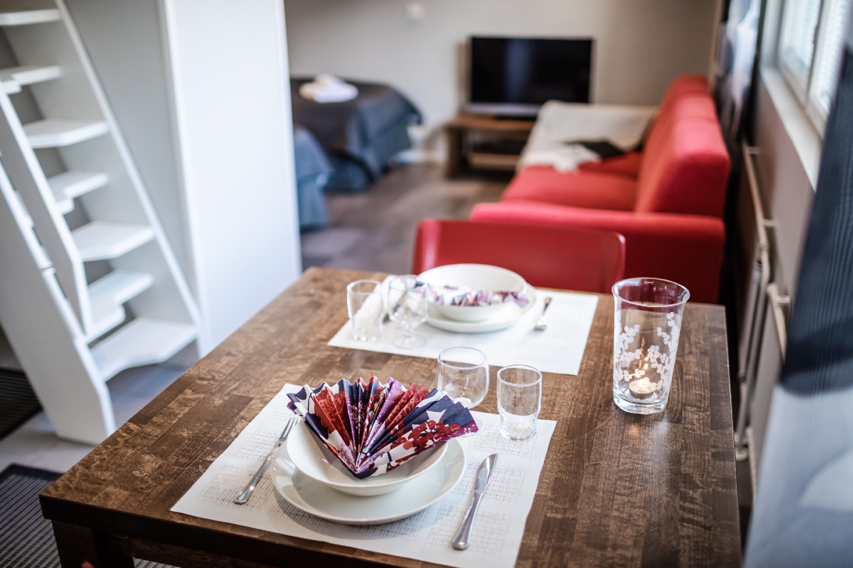 Standard-studiolejlighed - flere senge | Stue | 32-tommers fladskærms-tv med satellitkanaler, tv, dvd-afspiller