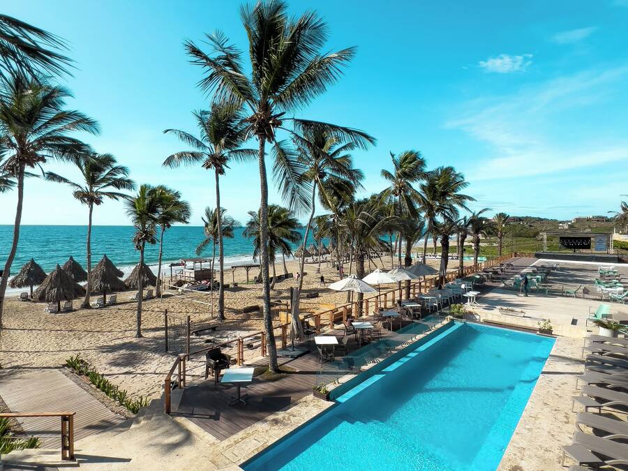 2 outdoor pools, pool umbrellas, sun loungers