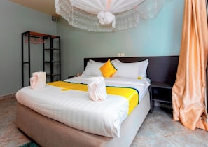 Superior Room | Premium bedding, memory foam beds, individually decorated, desk - Sky Beach Hotel (Entebbe)