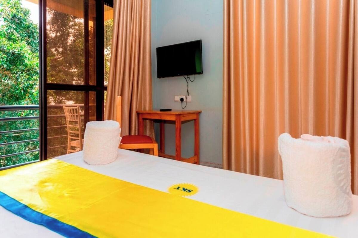 Standard Double Room | Premium bedding, memory foam beds, desk, laptop workspace