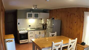 Economy Cabin, 2 Bedrooms | Living area