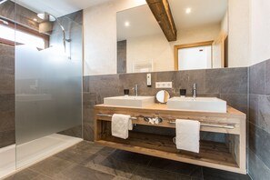 Alpenlodge 4, incl. cleaning fee EUR 145 | Bathroom