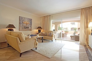 Living area - Large two bedroom apartment Elviria (Marbella)