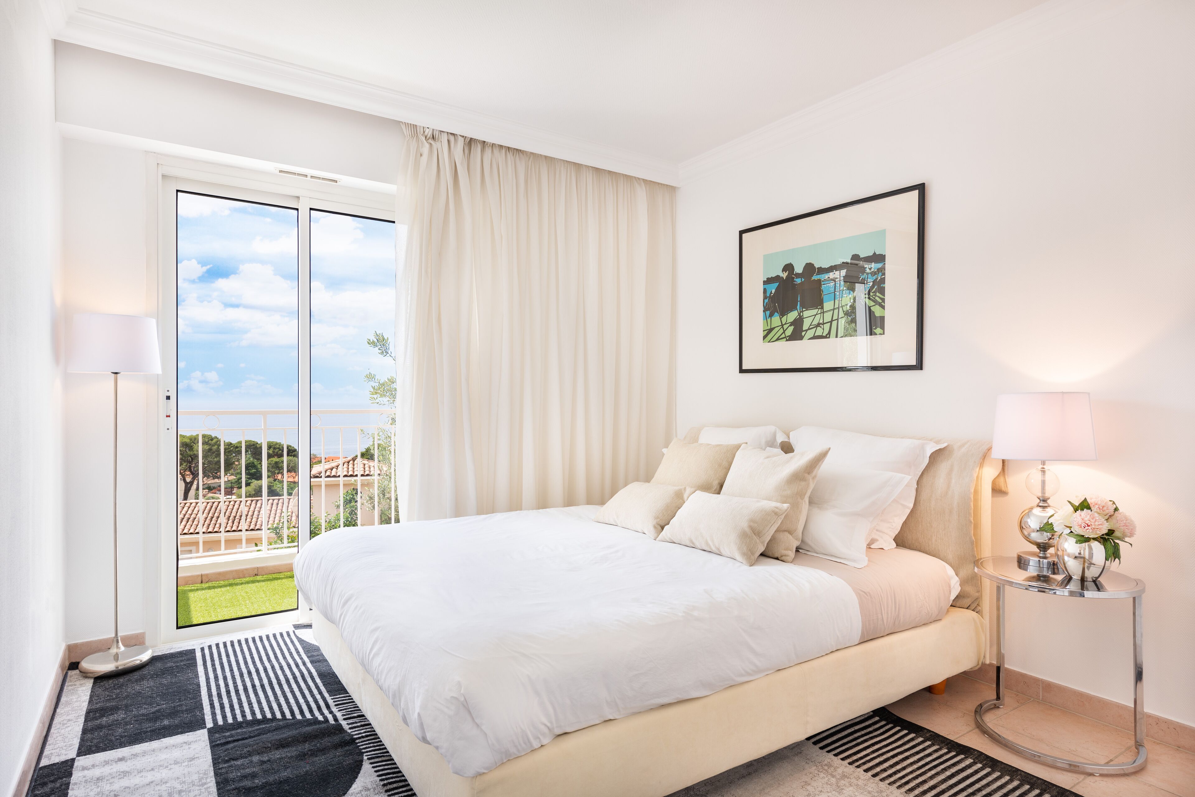 6 bedrooms, in-room safe, iron/ironing board, travel cot