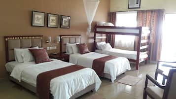 Free WiFi, bed sheets