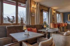 Daily buffet breakfast (EUR 17 per person) - Hôtel Le Coeur des Neiges (Saint-Gervais-les-Bains)